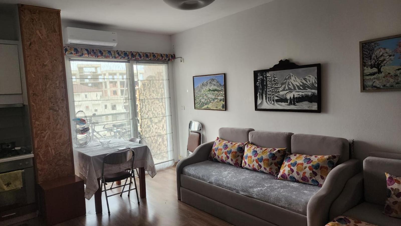 33 Apartamento